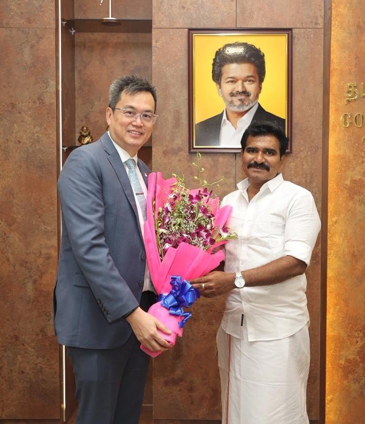 CTR Nirmal Kumar meets Dr. Francis Chong Fu Shin, Senior Director at Singapore’s Ministry of Trade and Industry, during his Chennai visit