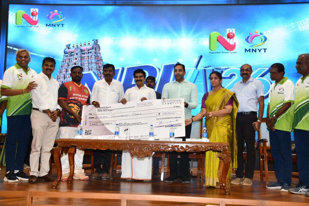 CTR Nirmal Kumar presents prizes to winners of the Nagarathar Premium League cricket tournament at Thiagarajar College of Engineering, Madurai
