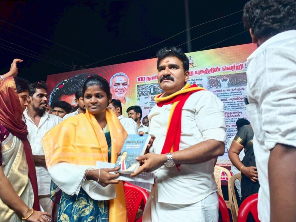 வில்லாபுரத்தில் நடைபெற்ற தமிழக வெற்றிக் கழகத்தின் 100-வது நாள் விழாவில் கலந்து கொண்ட CTR நிர்மல் குமார்
