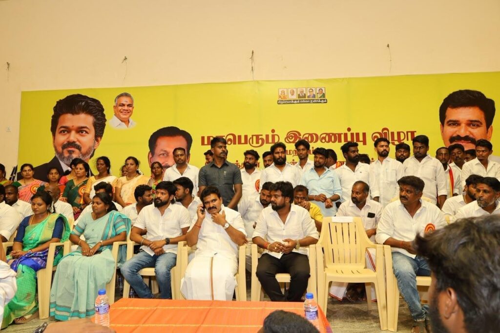 வாடிப்பட்டியில் நடைபெற்ற தமிழக வெற்றிக் கழக உறுப்பினர் இணைப்பு விழாவில் கலந்து கொண்ட CTR நிர்மல் குமார்